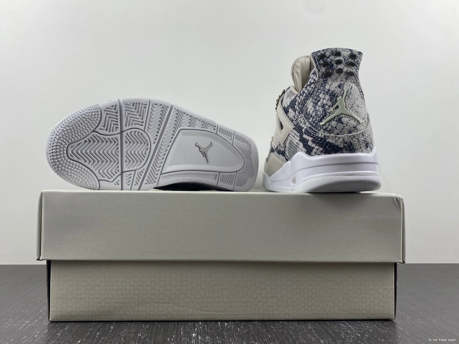 Retro - Jordan 4 Snakeskin 819139-030 0405